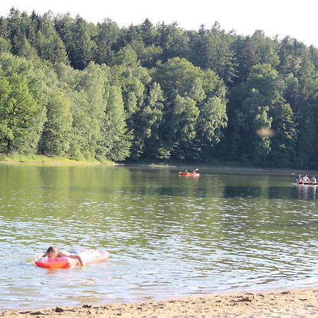 Domki Nad Jeziorem W Karlowicach Karlowice Exteriér fotografie