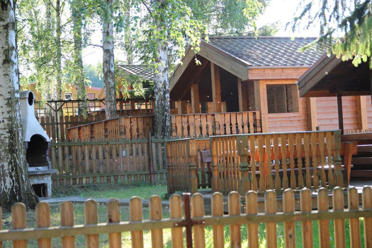 Domki Nad Jeziorem W Karlowicach Karlowice Exteriér fotografie