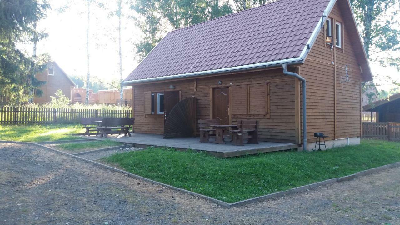 Domki Nad Jeziorem W Karlowicach Karlowice Exteriér fotografie