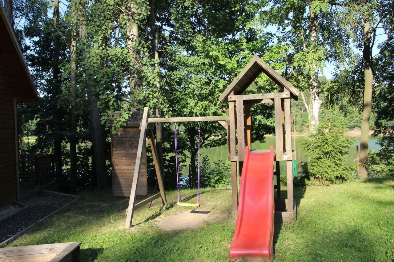 Domki Nad Jeziorem W Karlowicach Karlowice Exteriér fotografie