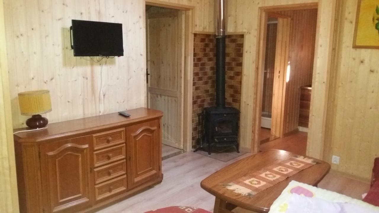 Domki Nad Jeziorem W Karlowicach Karlowice Exteriér fotografie